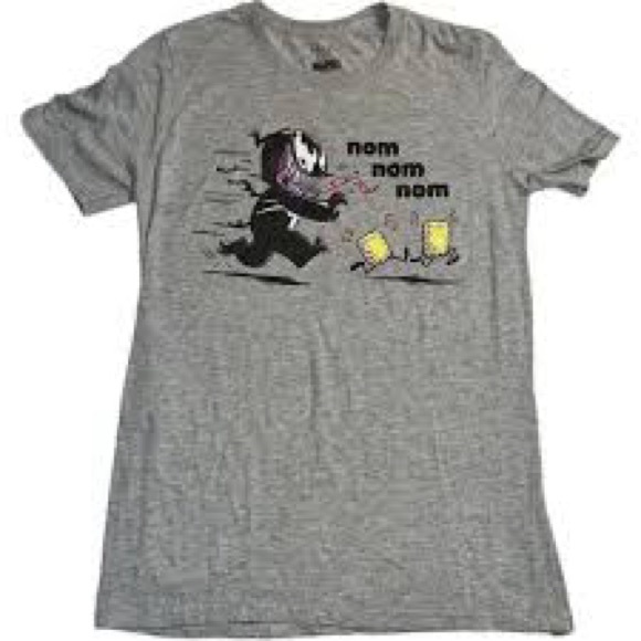 MARVEL GRAPHIC DETAIL CARTOON VENOM CHASING 2 TATER TOTS T-SHIRT FUNNY MENS MED - Picture 1 of 3